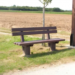 Banc urbain en plastique recyclé